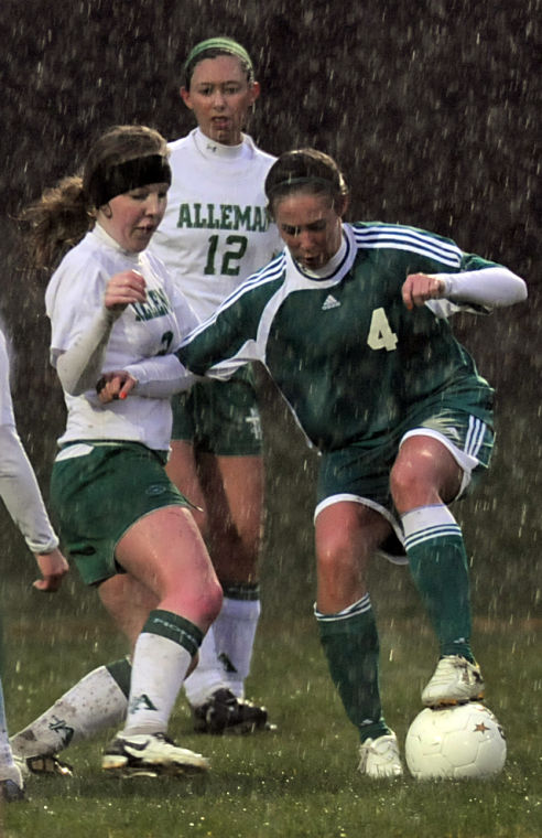 Geneseo offense clicks in win at Alleman